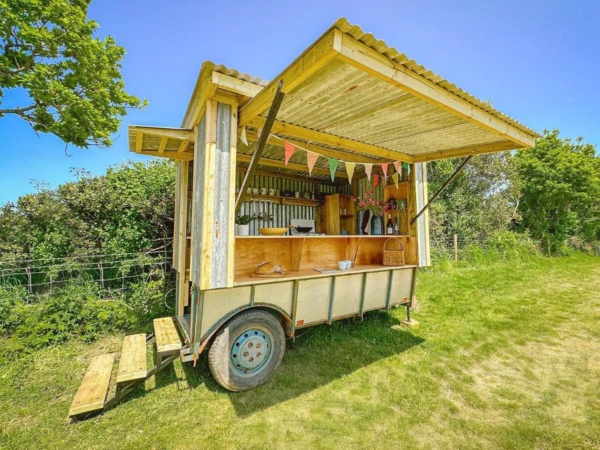 Bowhayes Farm - Camping & Glamping - Bell Tents - Cider Orchard Venn Ottery Luxury tent